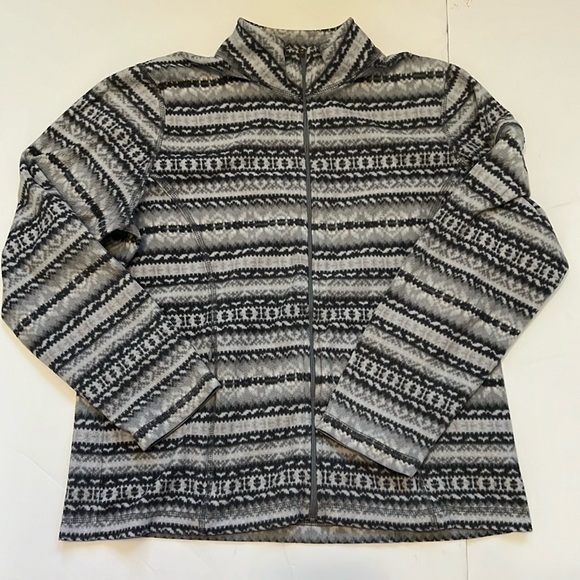 L.L. Bean Jackets & Blazers - LL Bean full zip long sleeve fleece